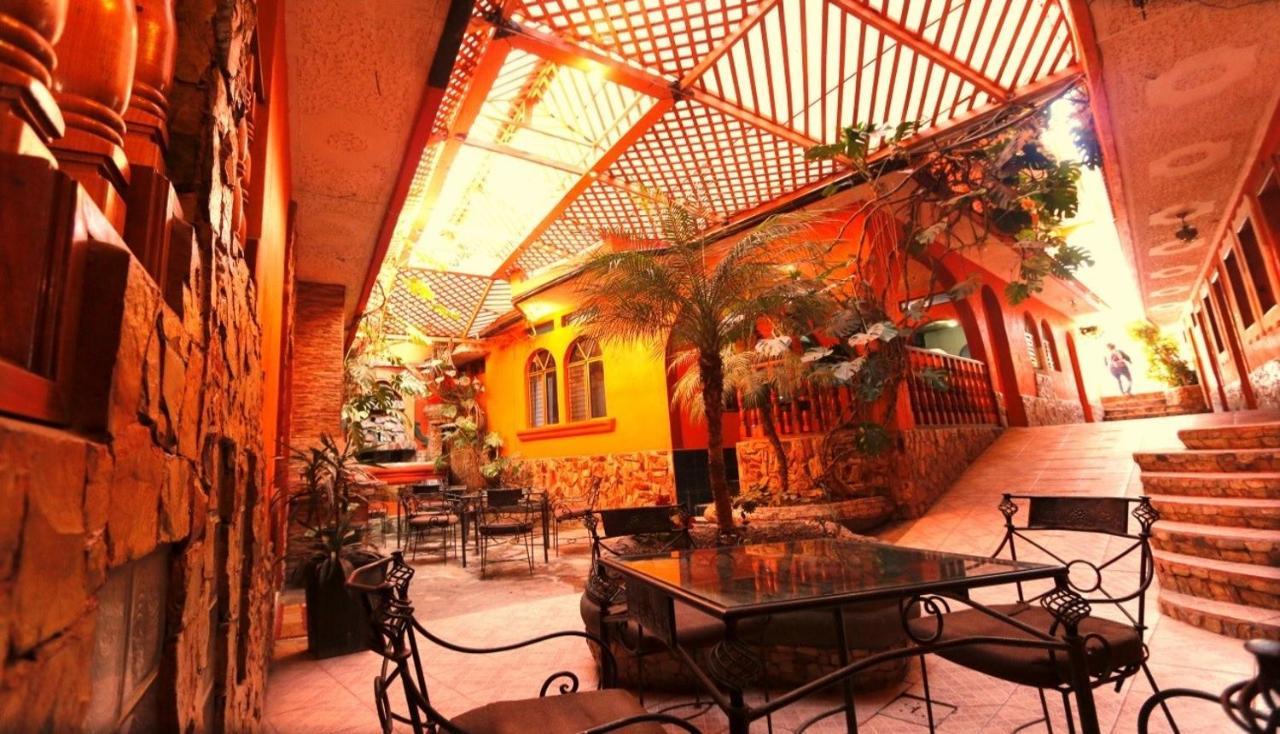 Hotel Y Restaurante Villa Небах Экстерьер фото